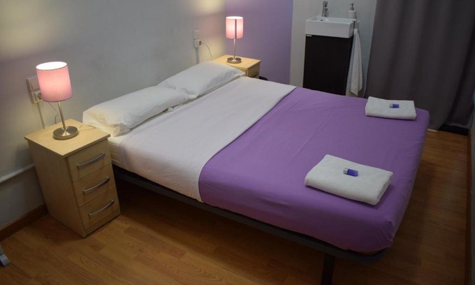 Barrio Gótico Casa | Hostal MiMi Las Ramblas