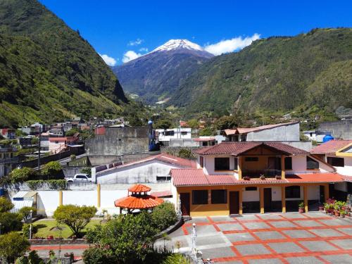 Baños de Agua Santa Hostal | Hostal Monte Carmelo