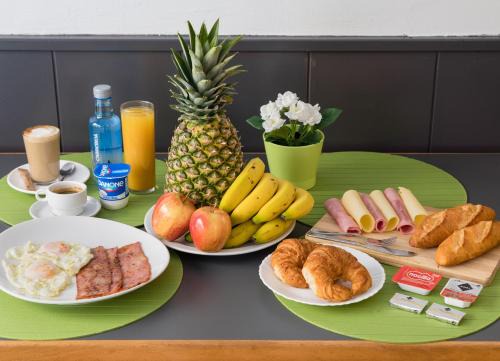 El Poble-sec Hostal | Hostal Oliveta