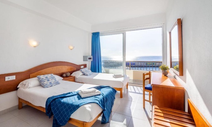 Cala Ratjada Casa | Hostal Port Corona