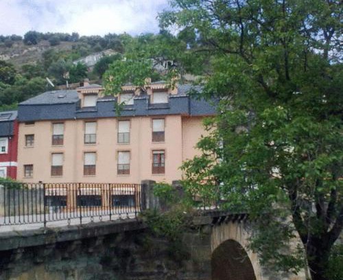 Villafranca del Bierzo Casa | Hostal Restaurante Méndez