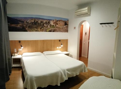 Cornella de Llobregat Casa | Hostal Restaurante Cornella