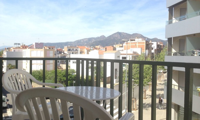 Centro de Roses Casa | Hostal Rom