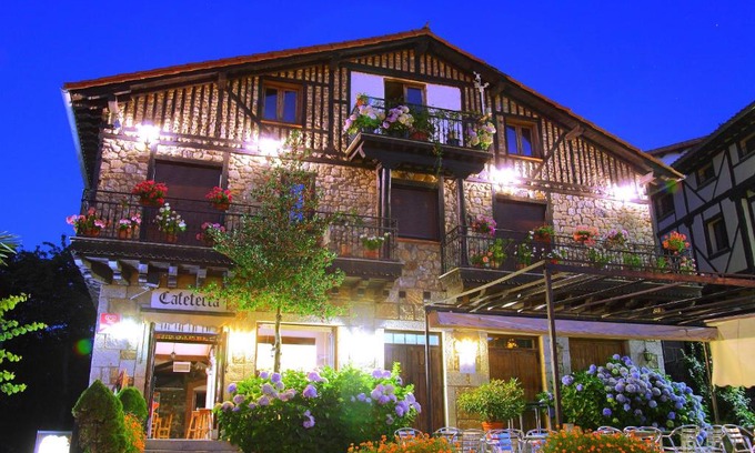 La Alberca Casa | Hostal San Blas