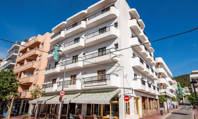 Santa Eulalia del Río Casa | Hostal y Apartamentos Santa Eulalia