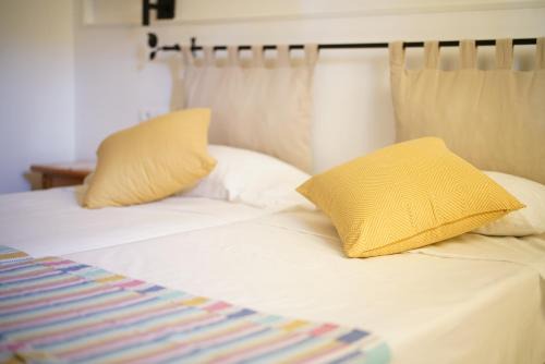 Santa Eulalia del Río Casa | Hostal Yebisah
