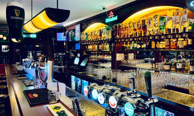 Red Light District Hostal | Hostal ∙ 50 huéspedes
