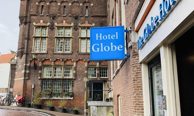 Red Light District Hostal | Hostal ∙ 8 huéspedes
