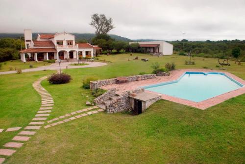 La Caldera Casa | Hosteria La Caldera