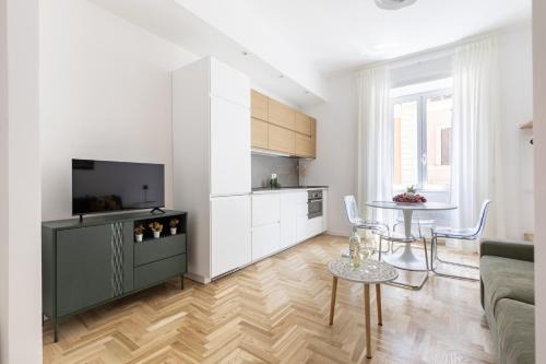 Rione XVIII Castro Pretorio Apartamento | Hostly-The Montebello Suite-Near Trevi