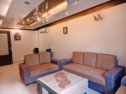 Nehru Place Apartamento | Hostmystay- 3bhk apartment!Greater kailash 1