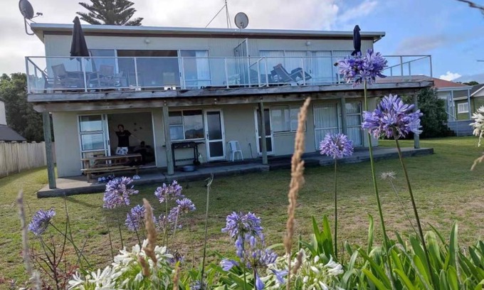 Whangamata Casa | Hosts on the Coast Paradise on Pipi