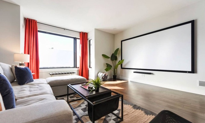 Central Northside Casa | ★ HostWise Stays ★ 3 King Beds! Garage! Theater! Great Location!