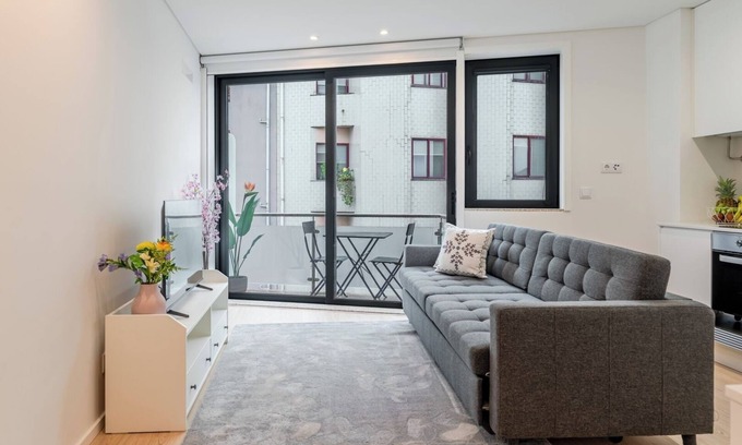 Leca da Palmeira Apartamento | HostWise - Stylish Studios w/ Balcony and Parking