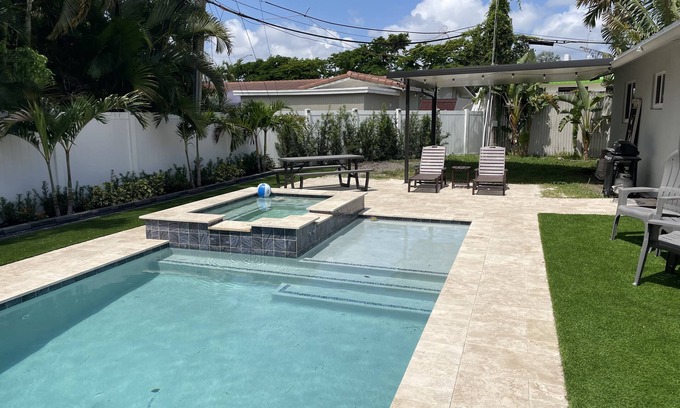 Lighthouse Point Apartamento | ¡Nuevo! Cerca de la playa, restaurantes, vida nocturna, compras, puerto deportivo, golf, - remodelado