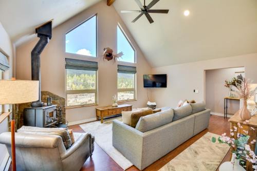 Alma Casa | Hot Tub and Deck Cabin Near Dtwn Alma and Breck