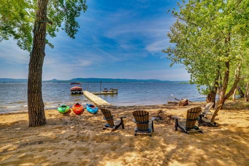 Stockholm Casa | Hot Tub and Dock Beachfront Oasis in Stockholm!