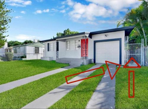 Liberty City Apartamento | HOT TUB and Washer & Dryer in Unit