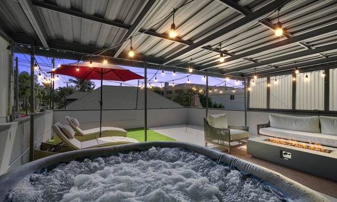 Alamitos Beach Casa | Hot Tub - EV Charger - Firepit - Spacious Garage!