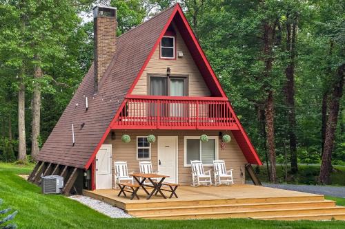 Ruby Casa | Hot Tub, Fire Pit and Patio A-Frame Stafford Cabin