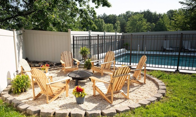 Geneva Casa | Hot Tub, Fire Pit, Private Backyard - Near Wineries & SPIRE