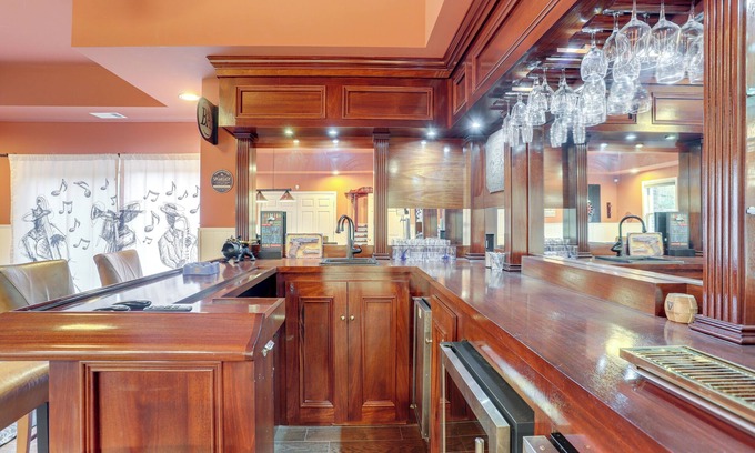 Dawsonville Casa | Hot Tub + Fire Pit: Spacious Home Near Lake Lanier