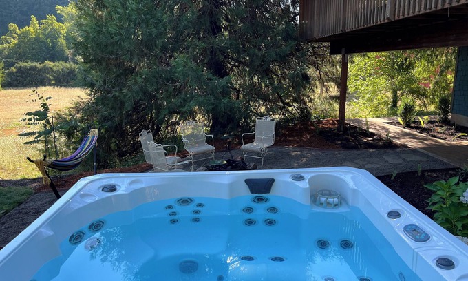 Corvallis Casa | Hot tub / Forest / MTB / No-Step-Entry / Addt'l living space - Corvallis escape