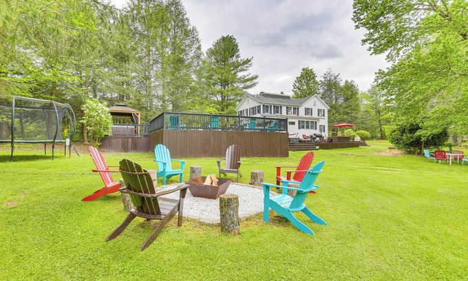 Greentown Casa | Hot Tub, Game Room: Greentown Home Near State Park