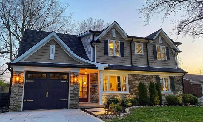Lexington Casa | Hot Tub | Great Location | Patio | Grill | Ping Pong