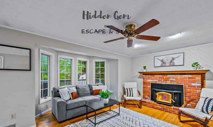 Saratoga Springs Casa | HOT TUB - Hidden Gem of Saratoga Springs -Fire Pit