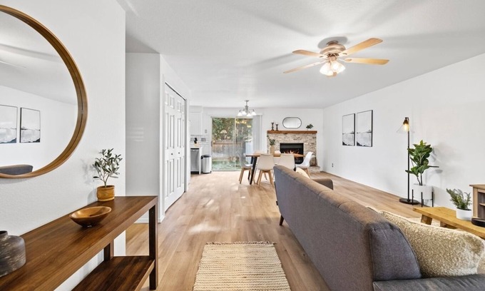 Southeast Boise Casa | Modern Family Friendly Home W/ ★Large Backyard★
