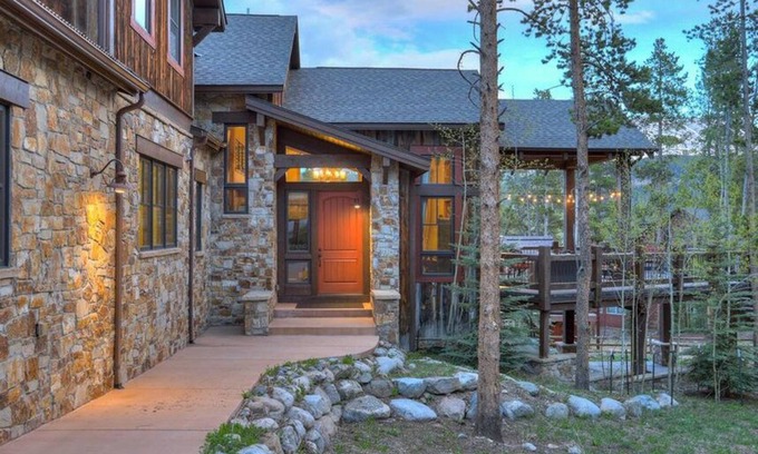 Warrior's Mark West Casa | Hot Tub + Mtn Views - Wandering Moose