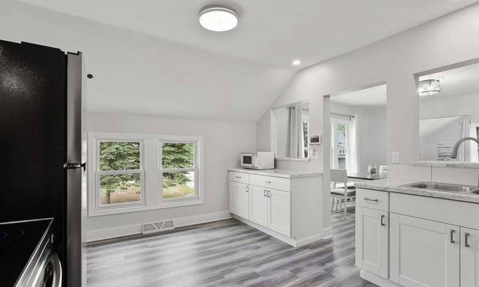 Two Rivers Casa | Hot Tub, Walk to Neshotah Beach, Sleeps 6