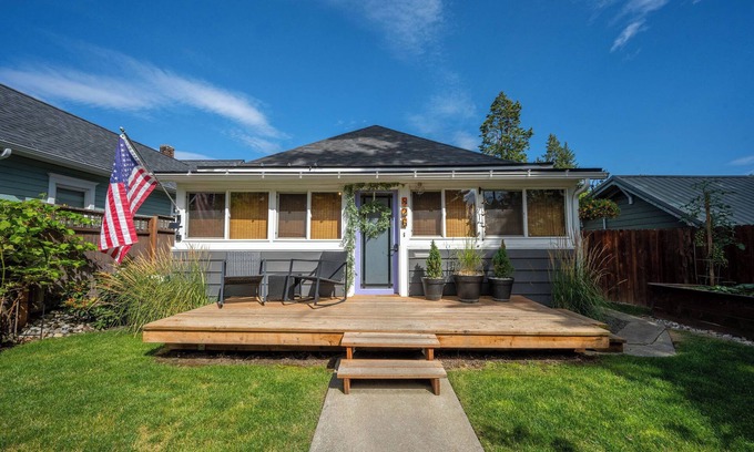 Coeur d'Alene Casa | Hot Tub + Fenced Yard Walkable & Pet Friendly