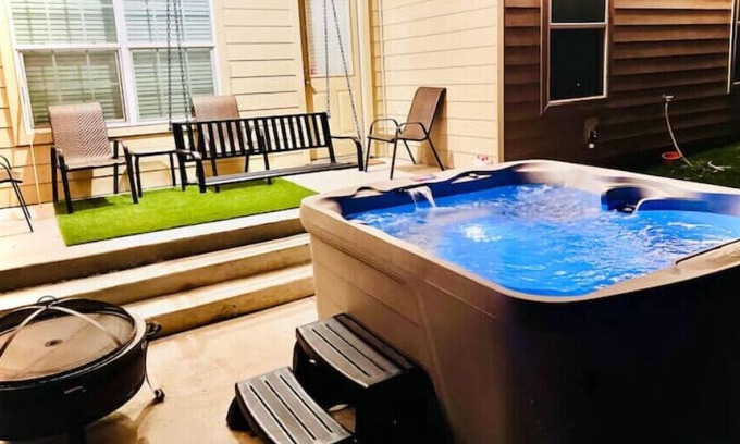 San Antonio Casa | Hot tub /Welcome to the Boho Chateau.