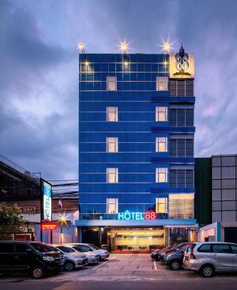 Old Jakarta Hotel | Hotel 88 Mangga Besar Raya 120 Jakarta By WH