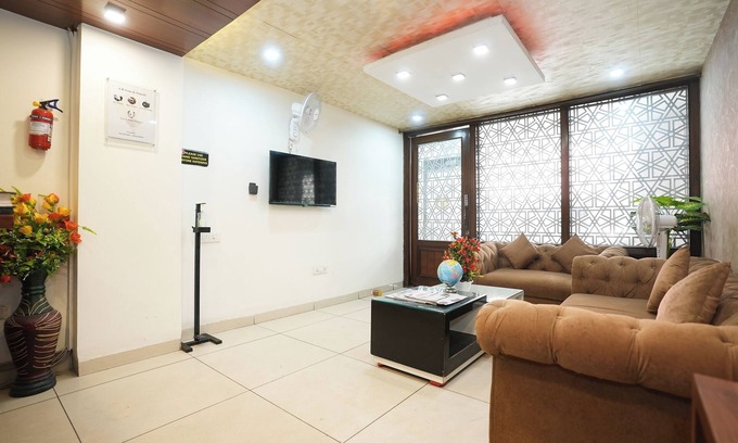 Okhla Hotel | Hotel A R Residency