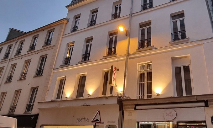 Strasbourg -Saint-Denis Hotel | HOTEL ABOUKIR