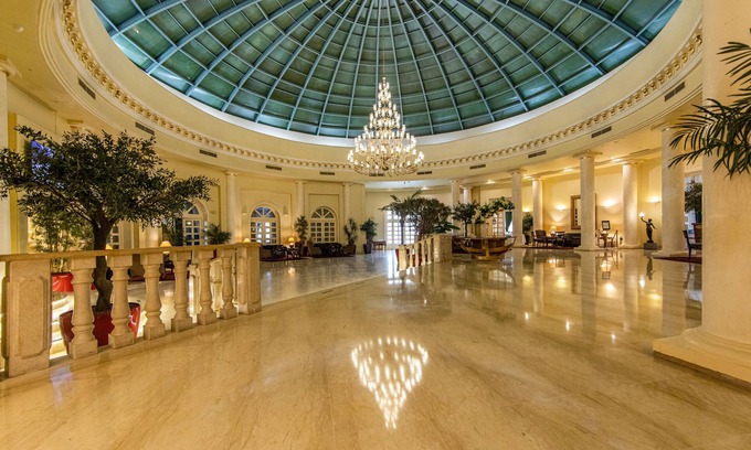 Les Berges du Lac Hotel | Hotel Acropole Tunis