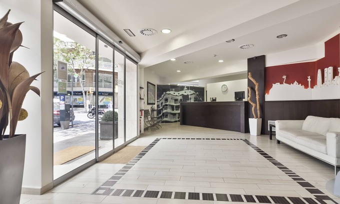 el Fort Pienc Hotel | Hotel Acta Antibes