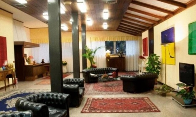 Sarzana Hotel | Hotel Al Sant andrea