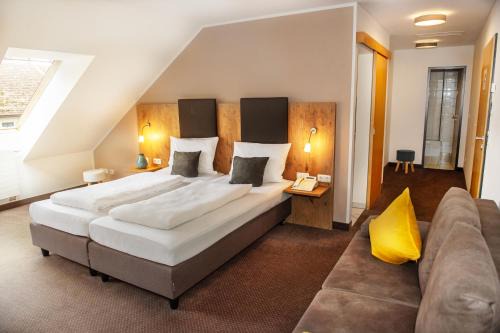 Munchen District Hotel | Hotel am Hachinger Bach by Blattl