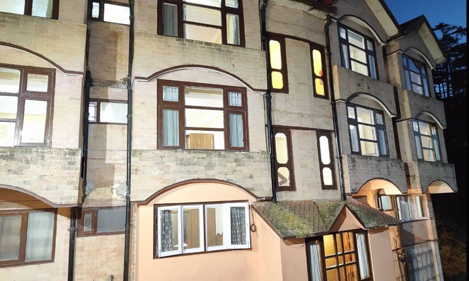 Shimla Hotel | Hotel Amar Palace