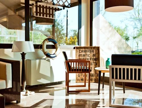 Pesaro Hotel | Hotel Ambassador