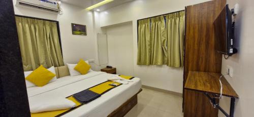 Baner Casa | Hotel AR Homes