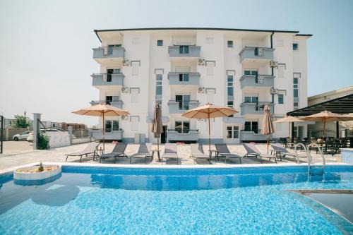 Bregvija Hotel | Hotel Ariana Lux