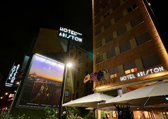 Carrobbio Hotel | Hotel Ariston