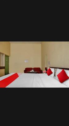 Allahabad Cama Y Desayuno | Hotel Arjun