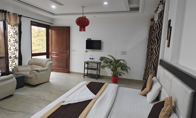 Gurugram Casa | Ashiyana Guest House