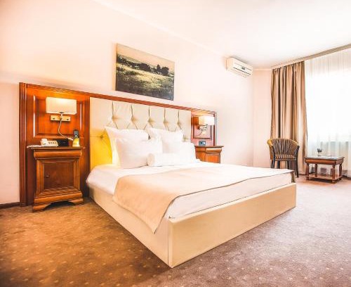 Cluj-Napoca Hotel | Hotel Athos R.M.T.